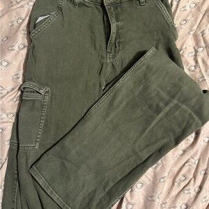Hollister Women's Olive Cargo Jeans